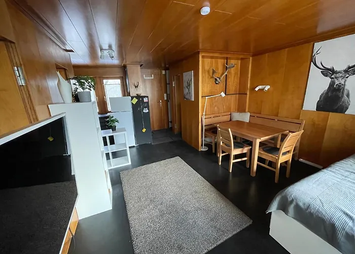 Zentrum * 基茨比厄尔